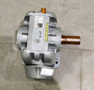 Worm Gear Box CI without motor Ratio 15:1 - 5 HP (G11536060)