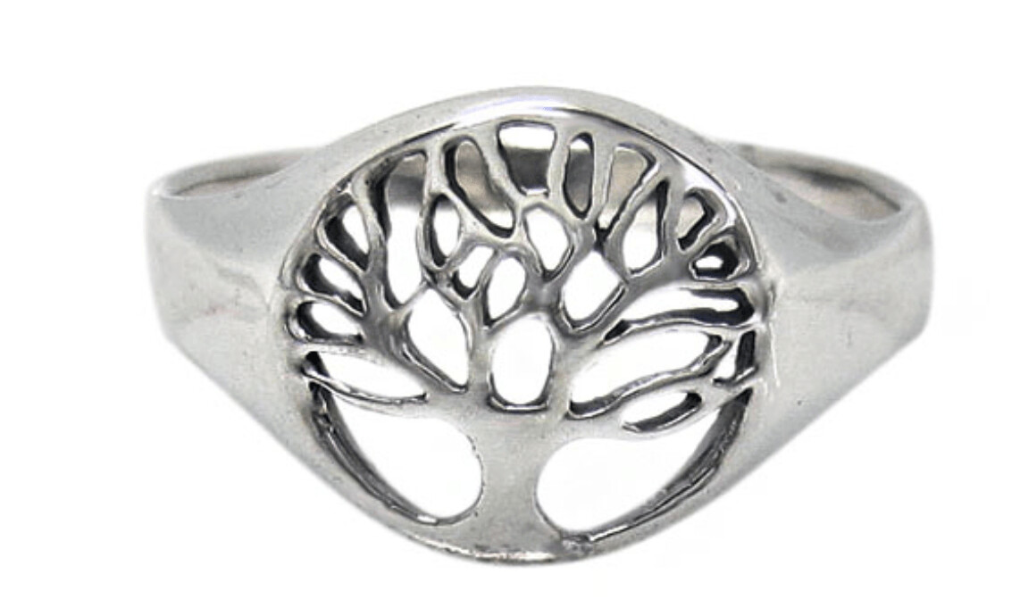 SIZE 7 - Sterling silver, smooth Tree of Life ring. Approx size: 13mm Width
