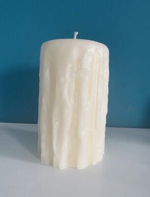 Pearl Heritage Drip Candle (Medium)