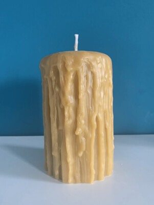 Natural Heritage Drip Candle (Medium)