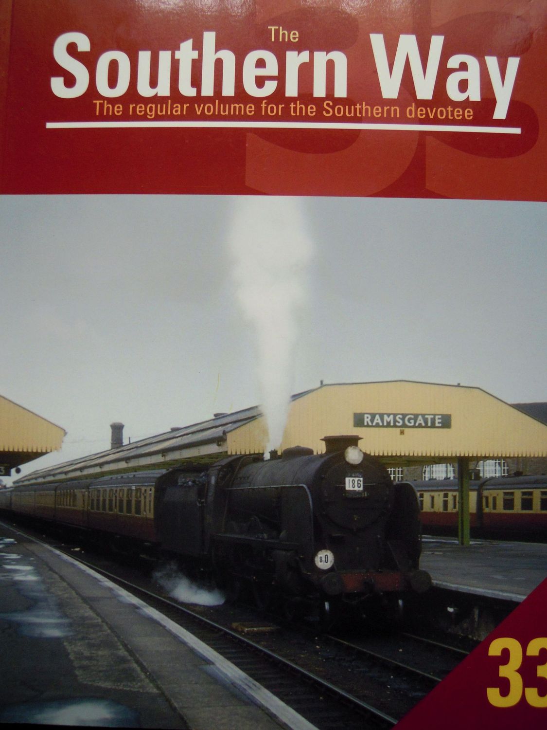 Ref SW42: Southern Way Issue No. 33 . Crecy Publishing Ltd Noodle Books 2016. Author: Robertson