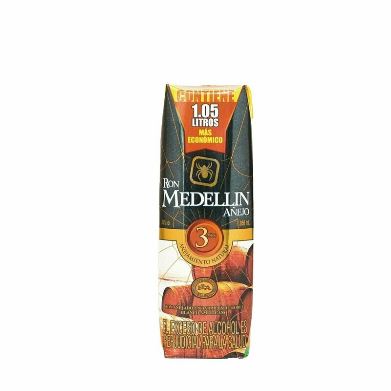 Ron Medellín 3 años Litro tetra 1050 ml