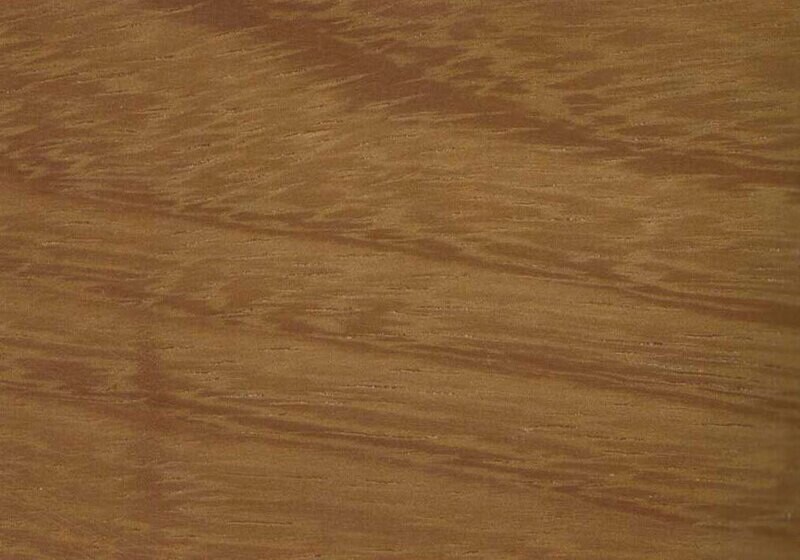 Llistó massis IROKO. 5x20 mm.