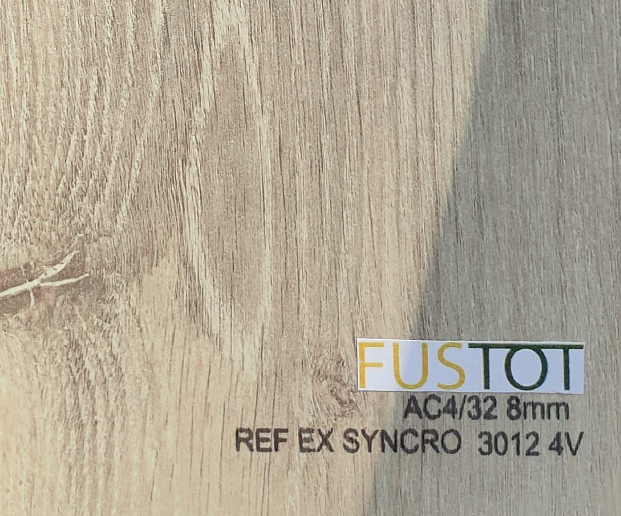 Parquet laminat FLOORPAN SYNCRO AC4/32