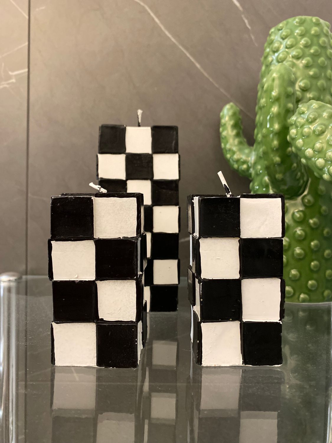 Grande bougie "damier"