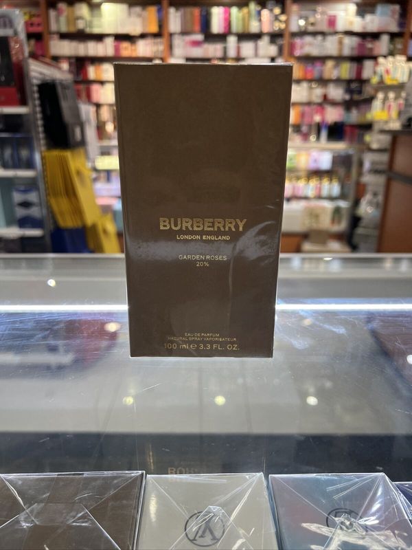Burberry Signatures Garden Roses 100 ml Eau de parfum SPRAY