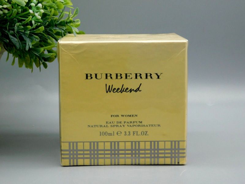 Burberry Weekend for Women Eau de Perfum Spray 3.3 oz