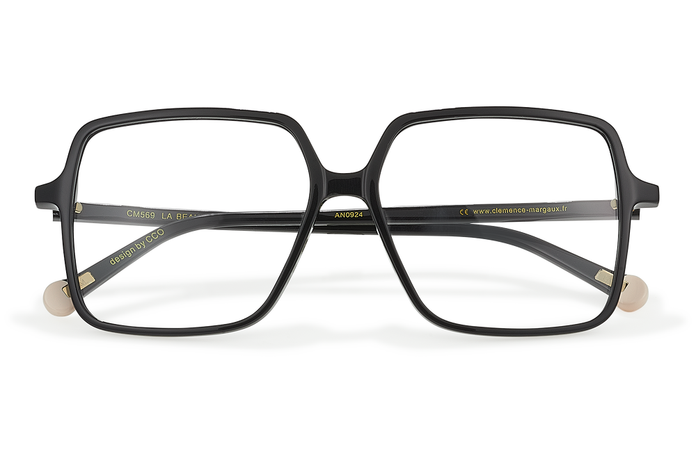 Clémence &amp; Margaux La Beauté 05