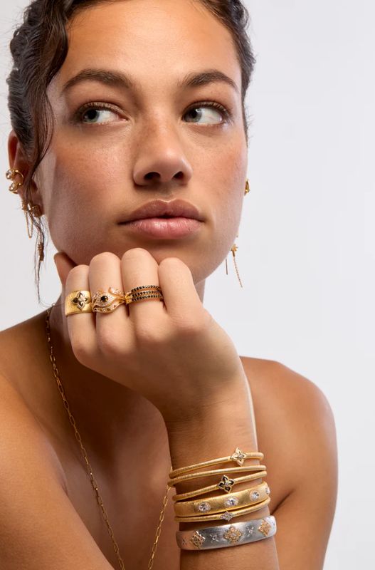 Bella Cuff