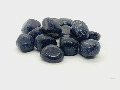 Iolite (cordierite)
