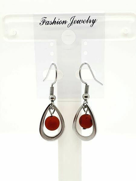 Boucles d&#39;oreilles Japse rouge mat 6 mm