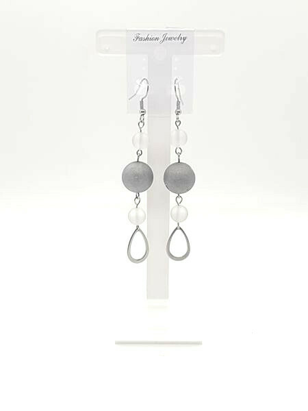 Boucles d&#39;oreilles Agate vaporisé &quot;argent&quot; et cristal de roche mat