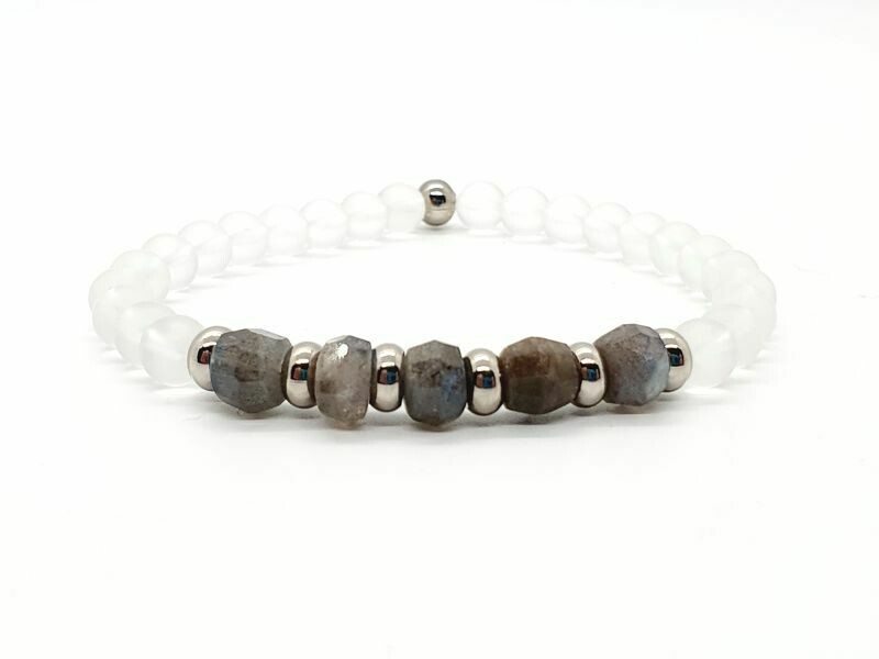 Bracelet Labradorite facettée 7 mm et cristal de roche mat 6 mm