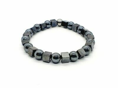 Bracelet Hématite cube 6x6 et perle 8 mm