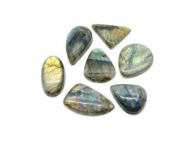 Labradorite diverses formes polies à la main