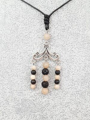 Collier Pierre de Lune et Pierre de Lave, mate et polie, 6 et 8 mm