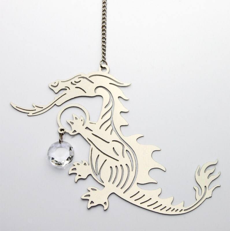Décoration de fenêtre Bébé dragon