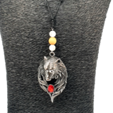 Collier loup et sélénite