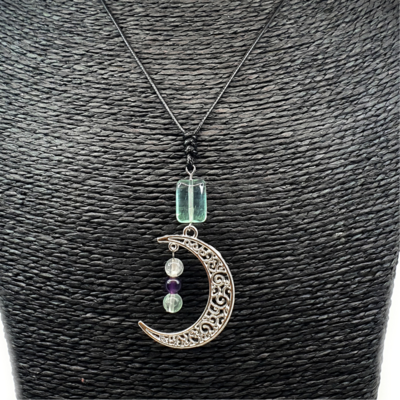 Collier lune - fluorite - 6 mm et 14x10x6 mm