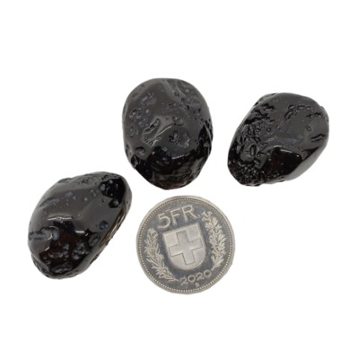 Tektite