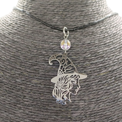 Collier - Angel Aura et pendentif jolie sorcière