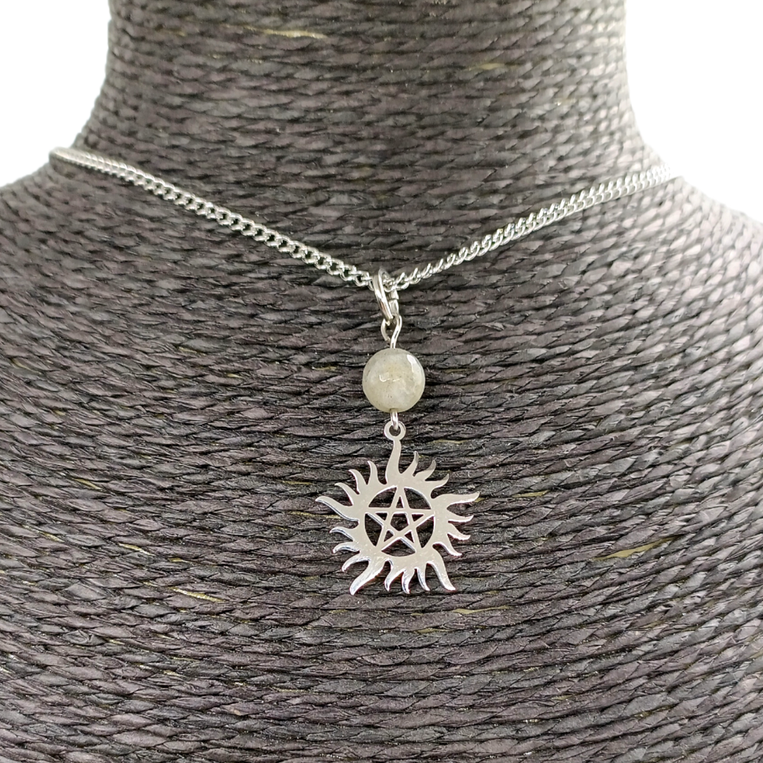 Collier - Pentacle soleil - Labradorite facettée 8 mm