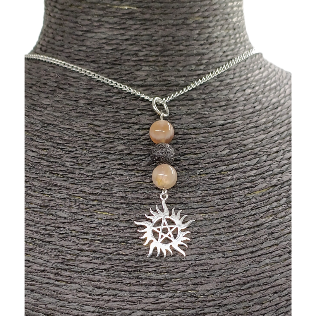Collier - Pentacle soleil - Pierre de lune - 8 mm