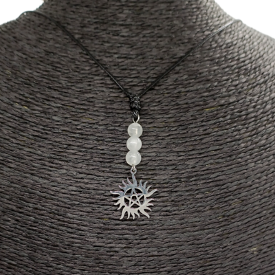 Collier - Pentacle dans soleil et Sélénite