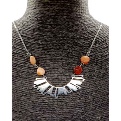 Collier - Pendentif tribal et Cornaline du Botswana