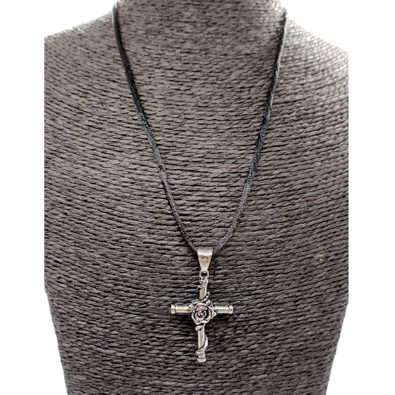Collier - Croix ornée d&#39;une rose