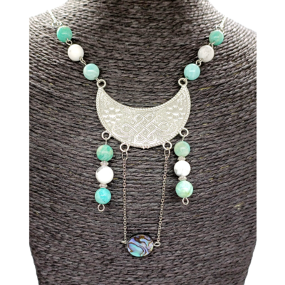 Collier - Amazonite, Howlite, Abalone et Croissant de lune