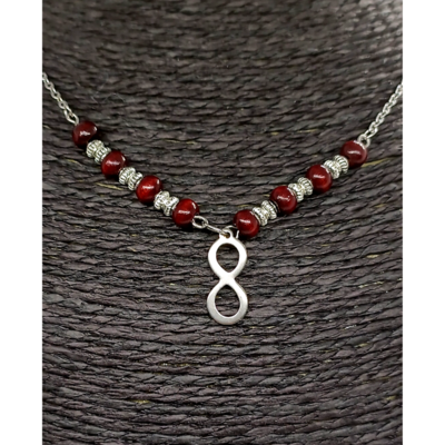 Collier - Lemniscate et Perles de Mala en bois rouge