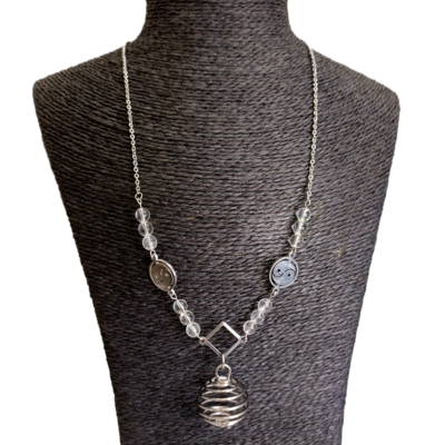 Collier cage à pierre et quartz