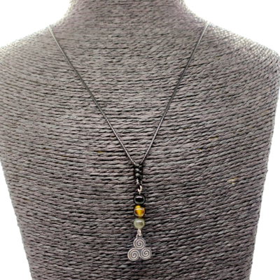 Collier triskel - oeil de tigre, labradorite et tourmaline