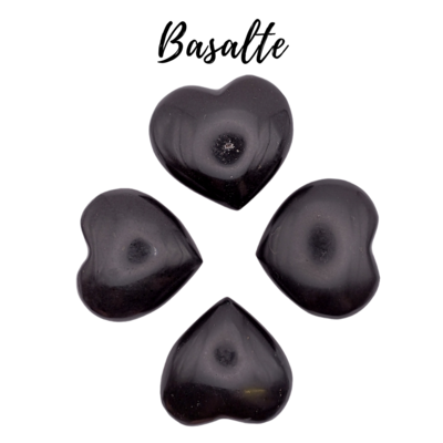 Coeur en Basalte (Pierre de lave)