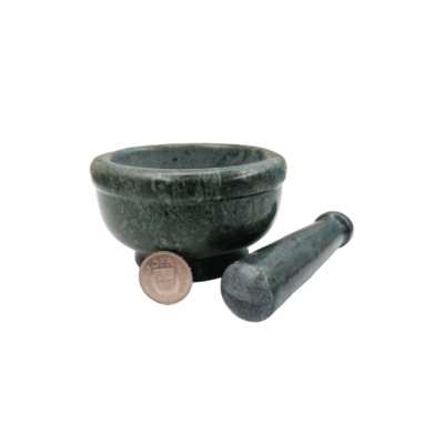 Mortier et pilon en Serpentine