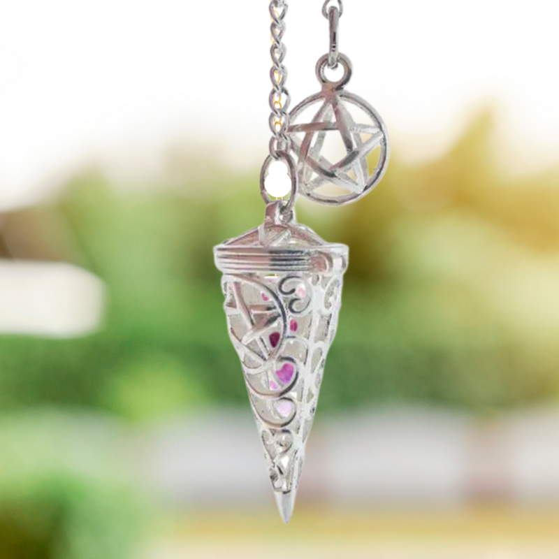 Pendule chambré, pentacle en argent antique