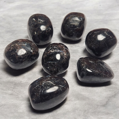 Astrophyllite – Environ 3 cm