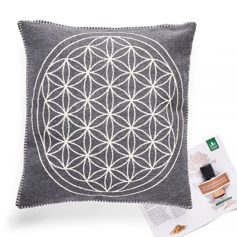 Oreiller en Pin Cembro  Fleur de Vie – 35 x 35 cm