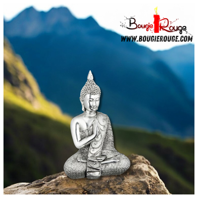 ​Bouddha Assis en Polyrésine Argentée – 17,5 cm