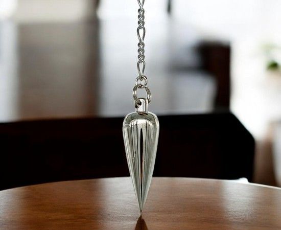 Pendule Art Déco en Laiton Chromé brillant