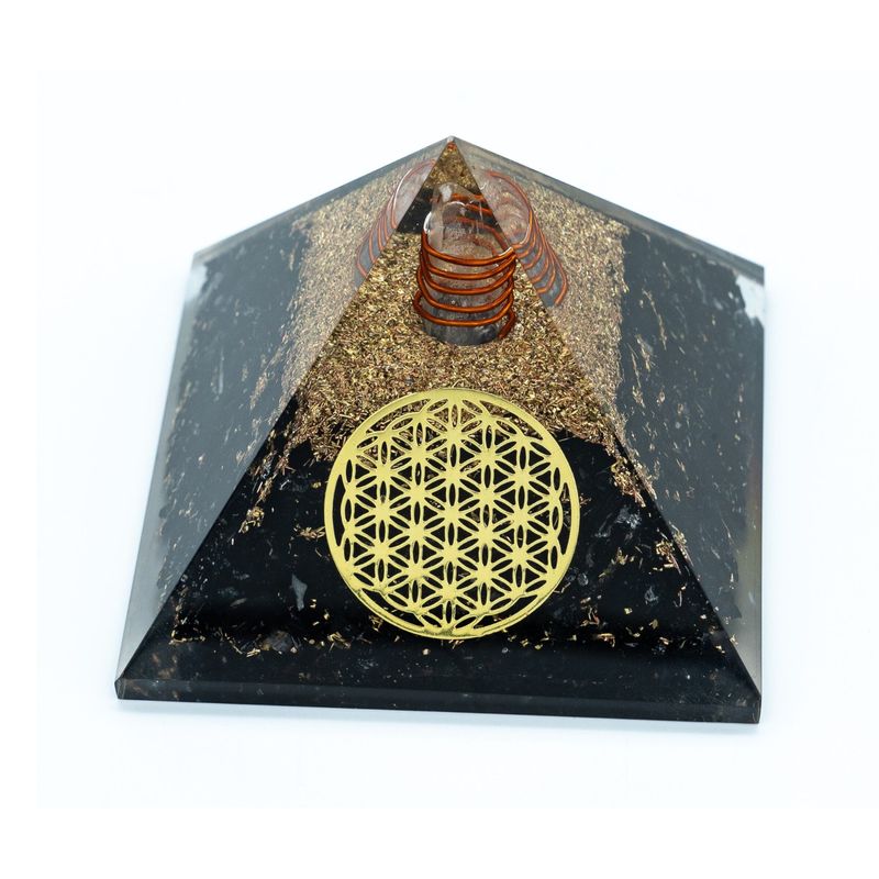 Pyramide d’Orgonite – Tourmaline Noire &amp; Cristal de Roche – Fleur de Vie Dorée