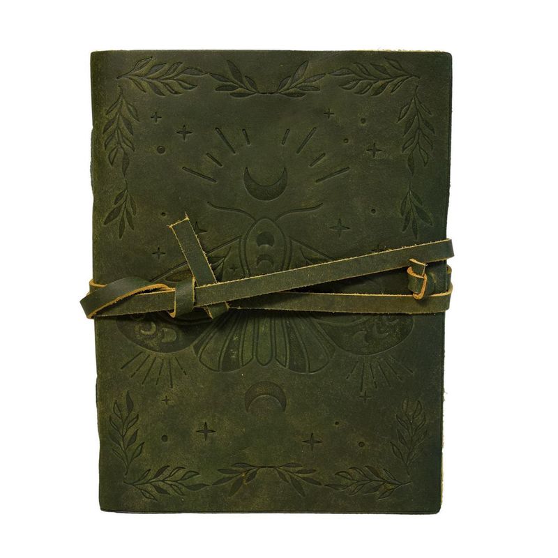 Grimoire en cuir élément terre