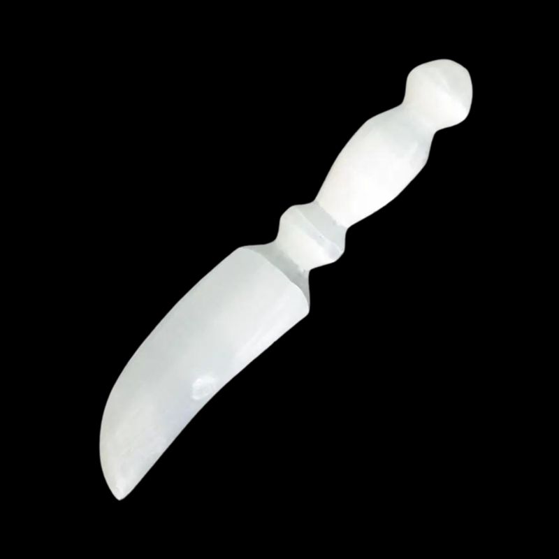 Athamé en sélénite