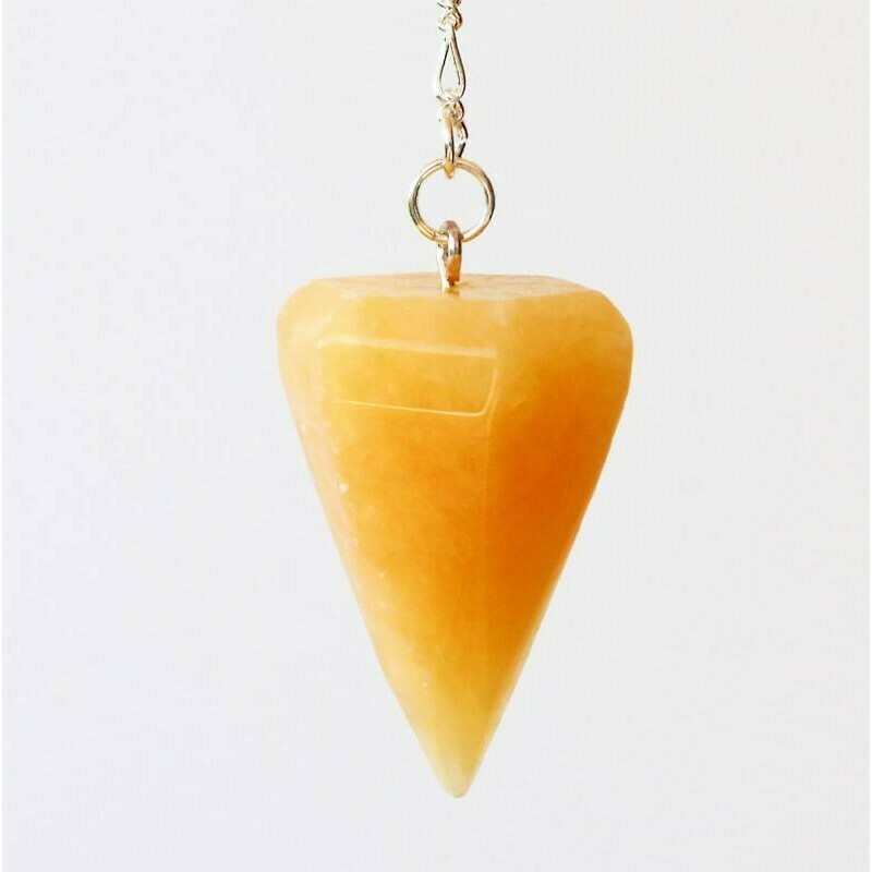 Pendule à facettes en aragonite