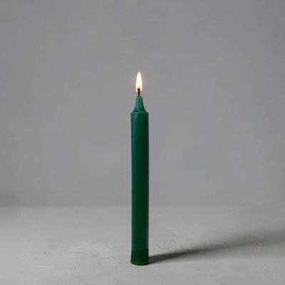 Bougie Sapin / Verte – Dimension : Hauteur : 22 cm Poids : 60 gr
