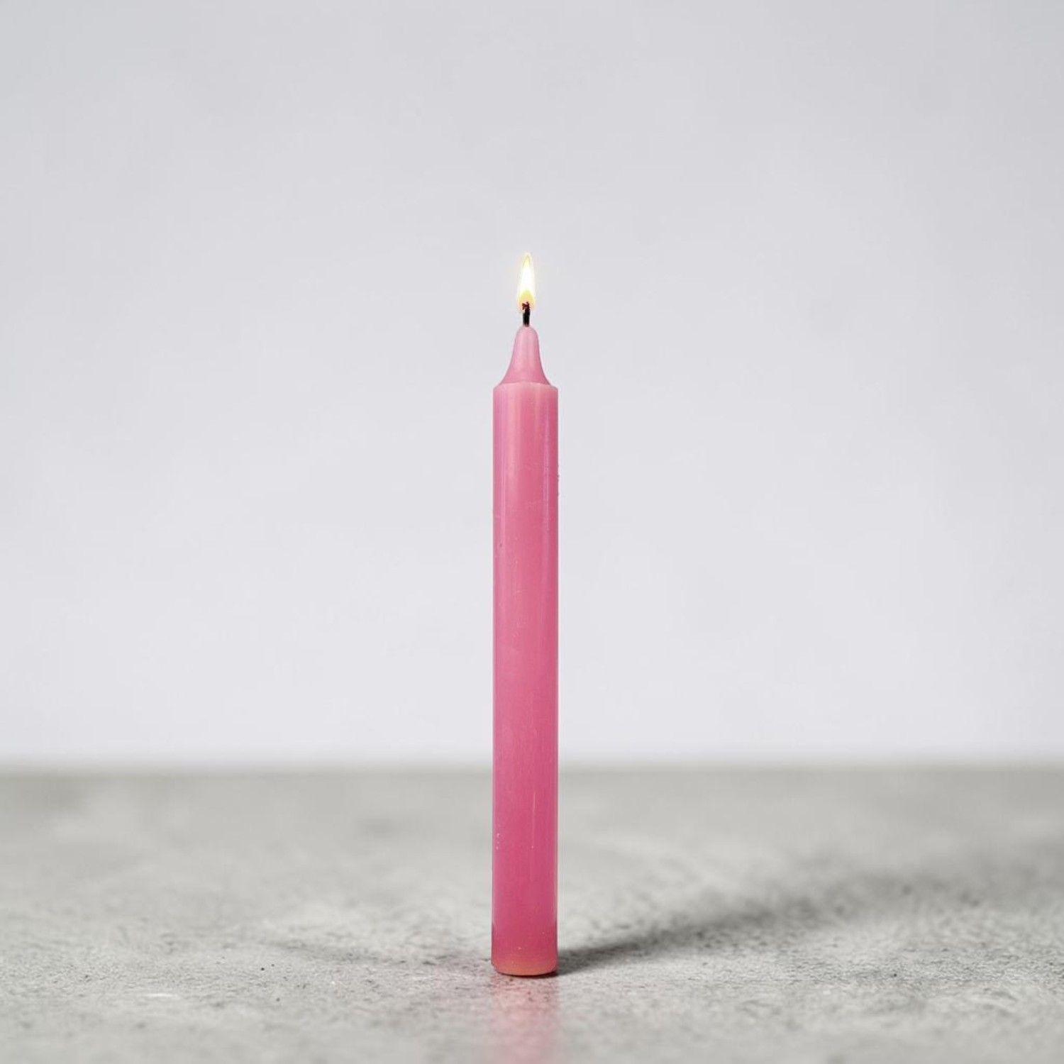 Bougie Rose – Dimension : Hauteur : 22 cm Poids : 60 gr