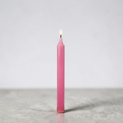 Bougie Rose – Dimension : Hauteur : 22 cm Poids : 60 gr