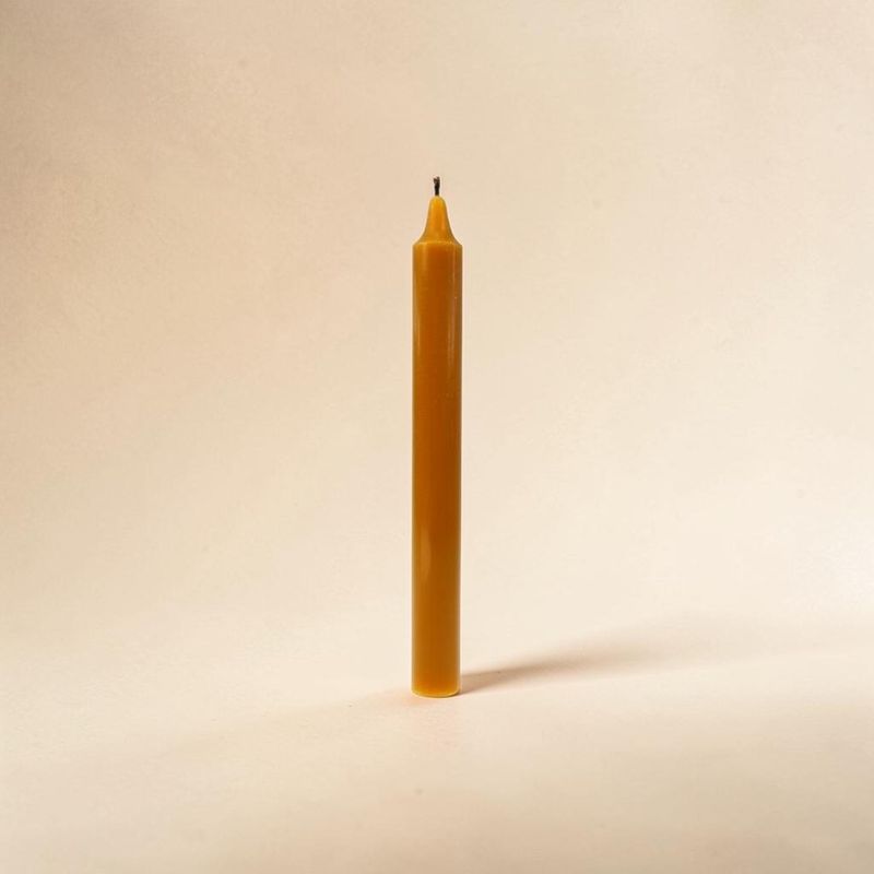 Bougie cire antique – Dimension : Hauteur : 22 cm Poids : 60 gr