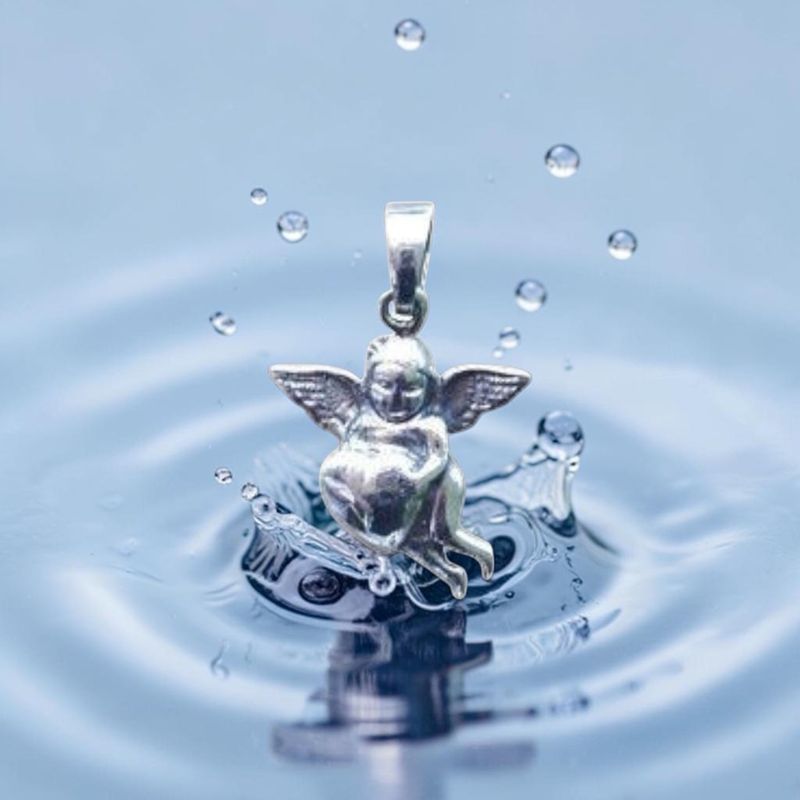 Pendentif ange avec cœur